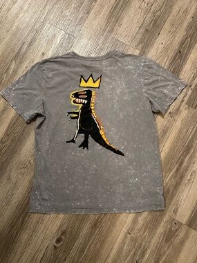 Jean-Michel Basquiat Shirt Mens XXL Gray Dinosaur Crown Graphic Tee Tagless Art